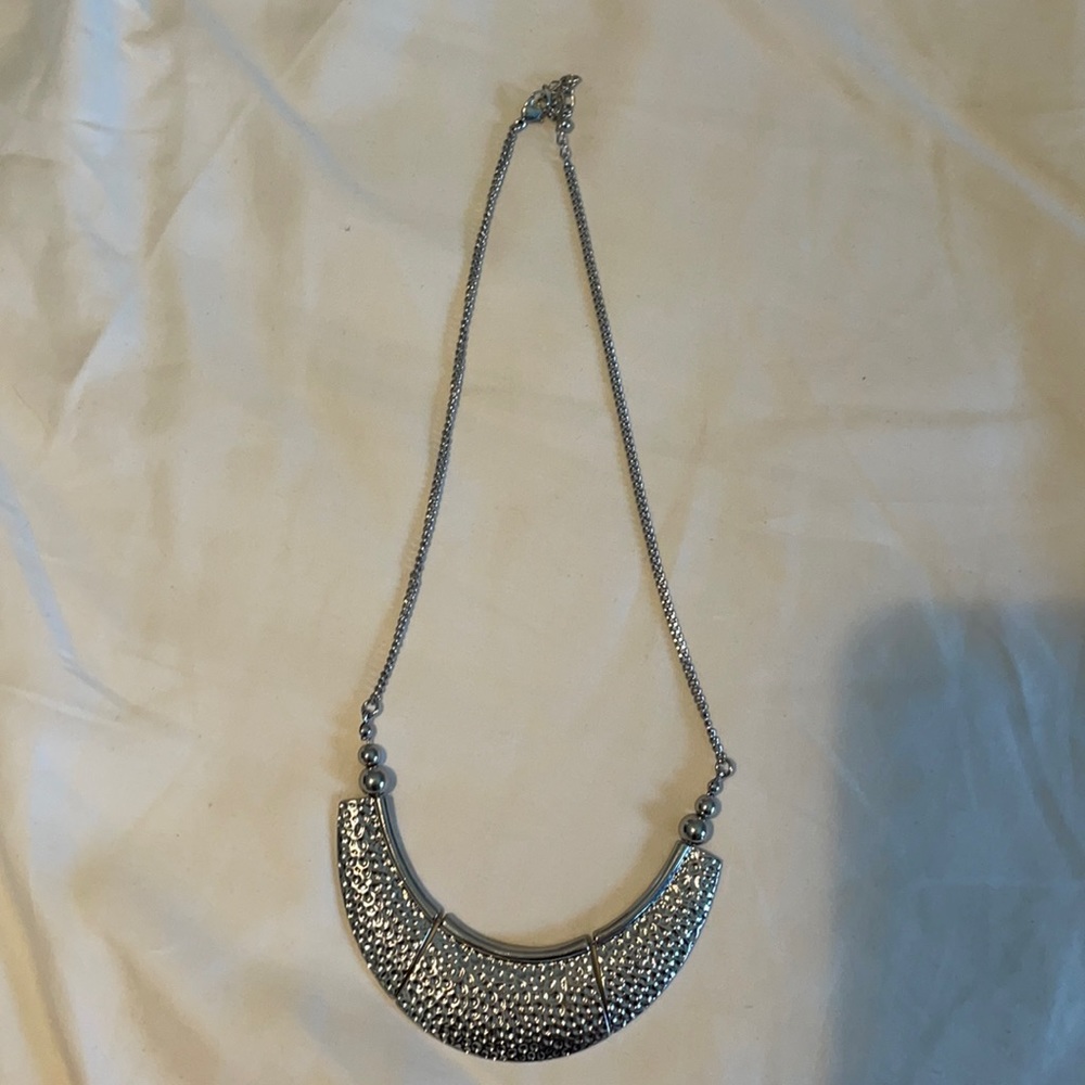 Silver chunky necklace